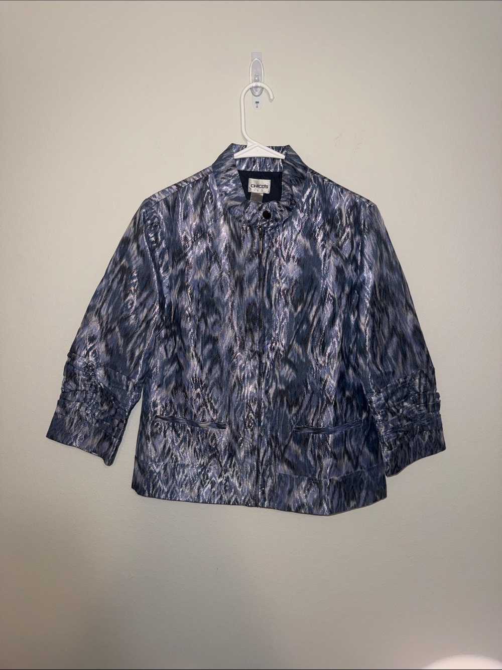 Chico's Navy & Light Blue Patterned Cropped Jacket - size 1/Medium B8